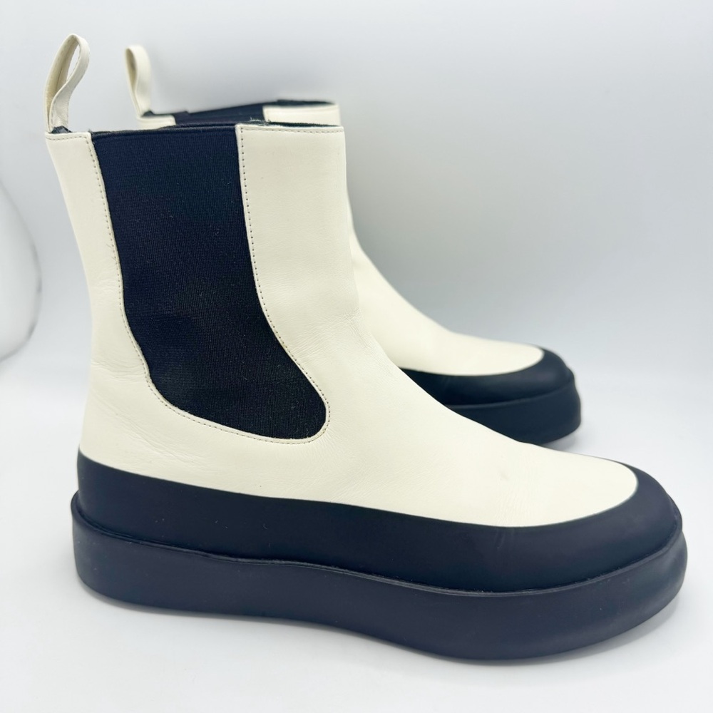 Zaniah two-tone leather Chelsea ankle boots Size EU 36 white and black fall